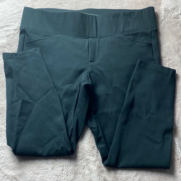 Torrid Black Ponte Pixie Pant 1 - Picture 9 of 11